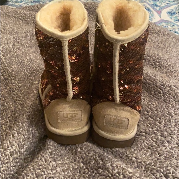 Sequin uggs - Picture 3 of 6